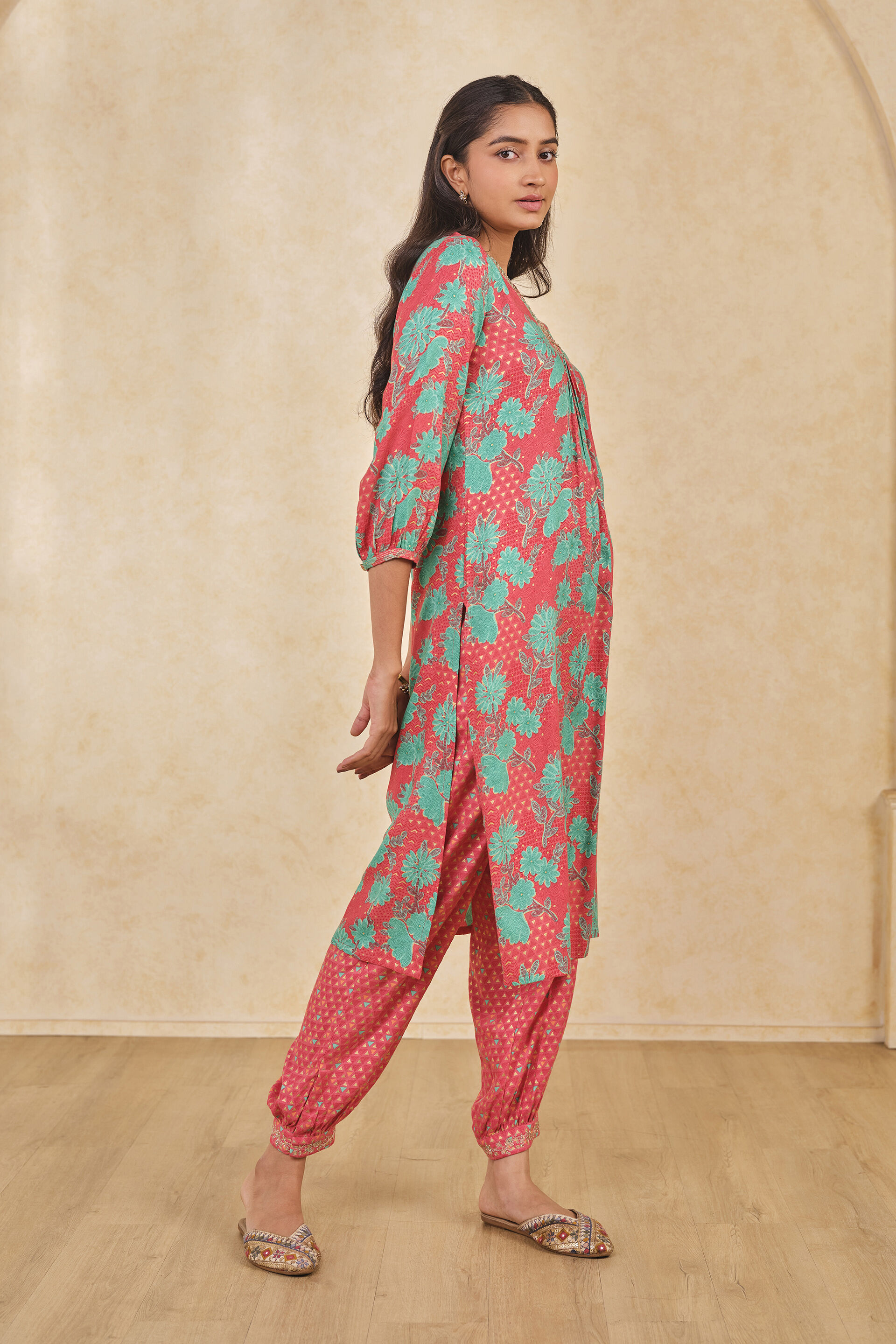 The Khushboo Kurta Set, Coral, image 4